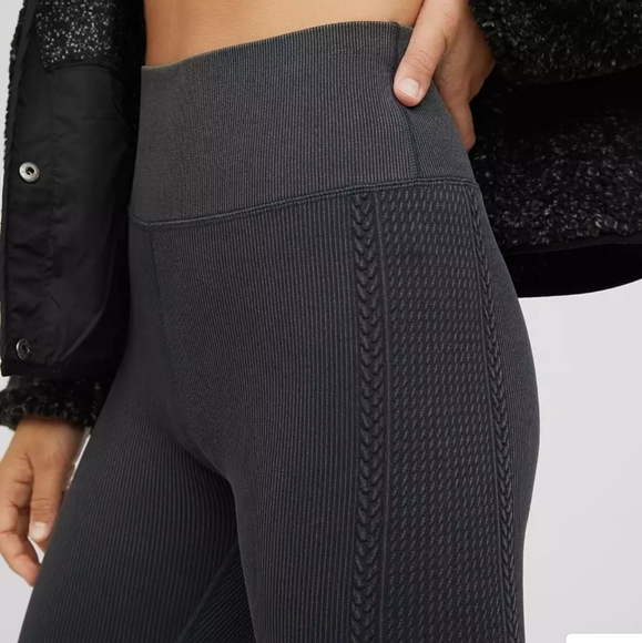 OFFLINE by aerie big chill seamless legging